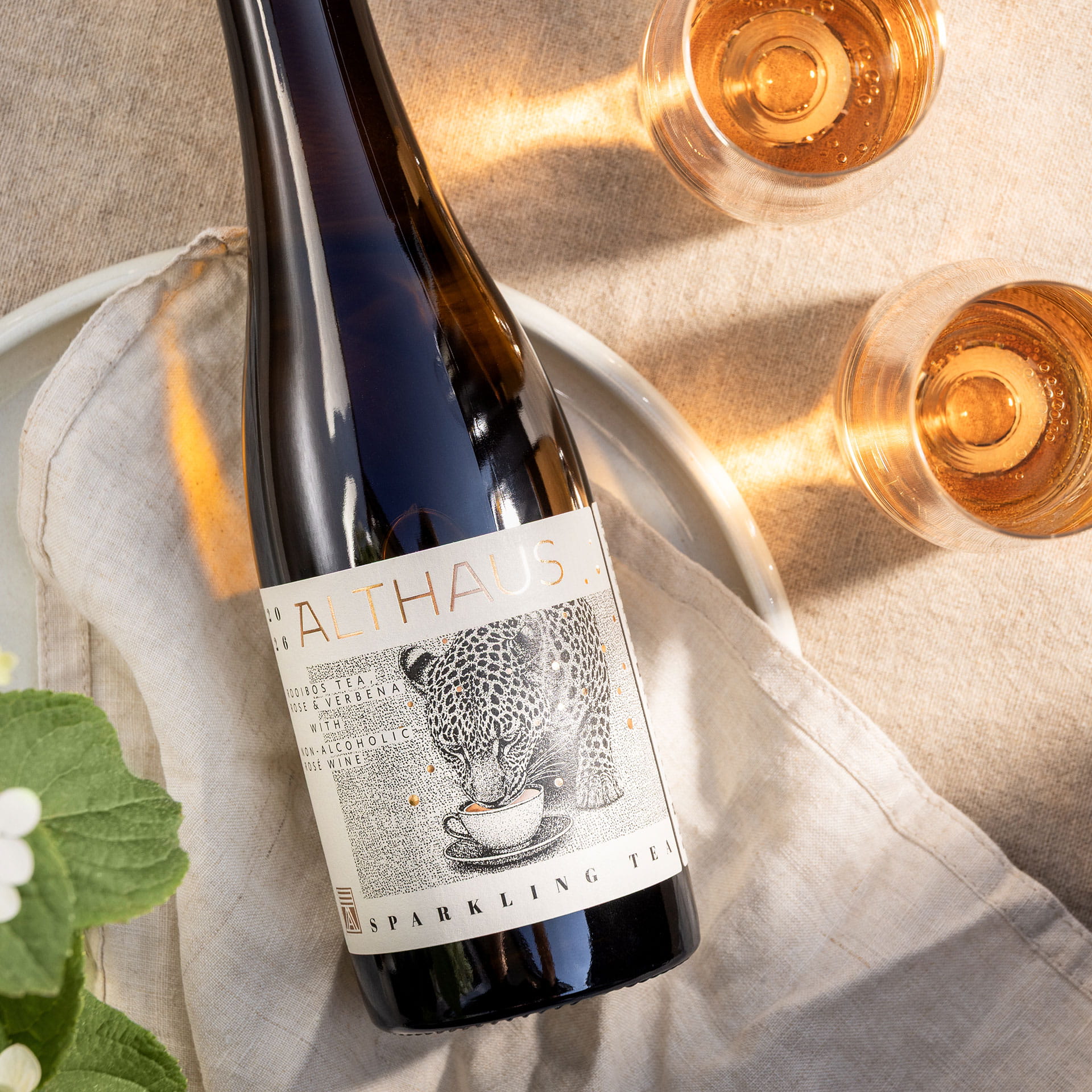 Sparkling Tea Rosé with Rooibos, Rose & Verbena